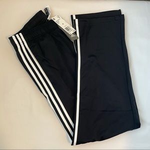 Adidas women tricot track pants NWT
